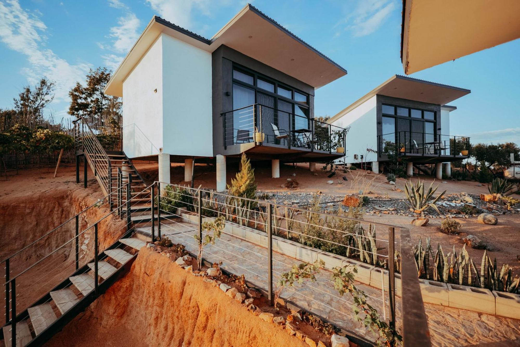 Vl Uno Bed & Breakfast Ensenada Exterior photo