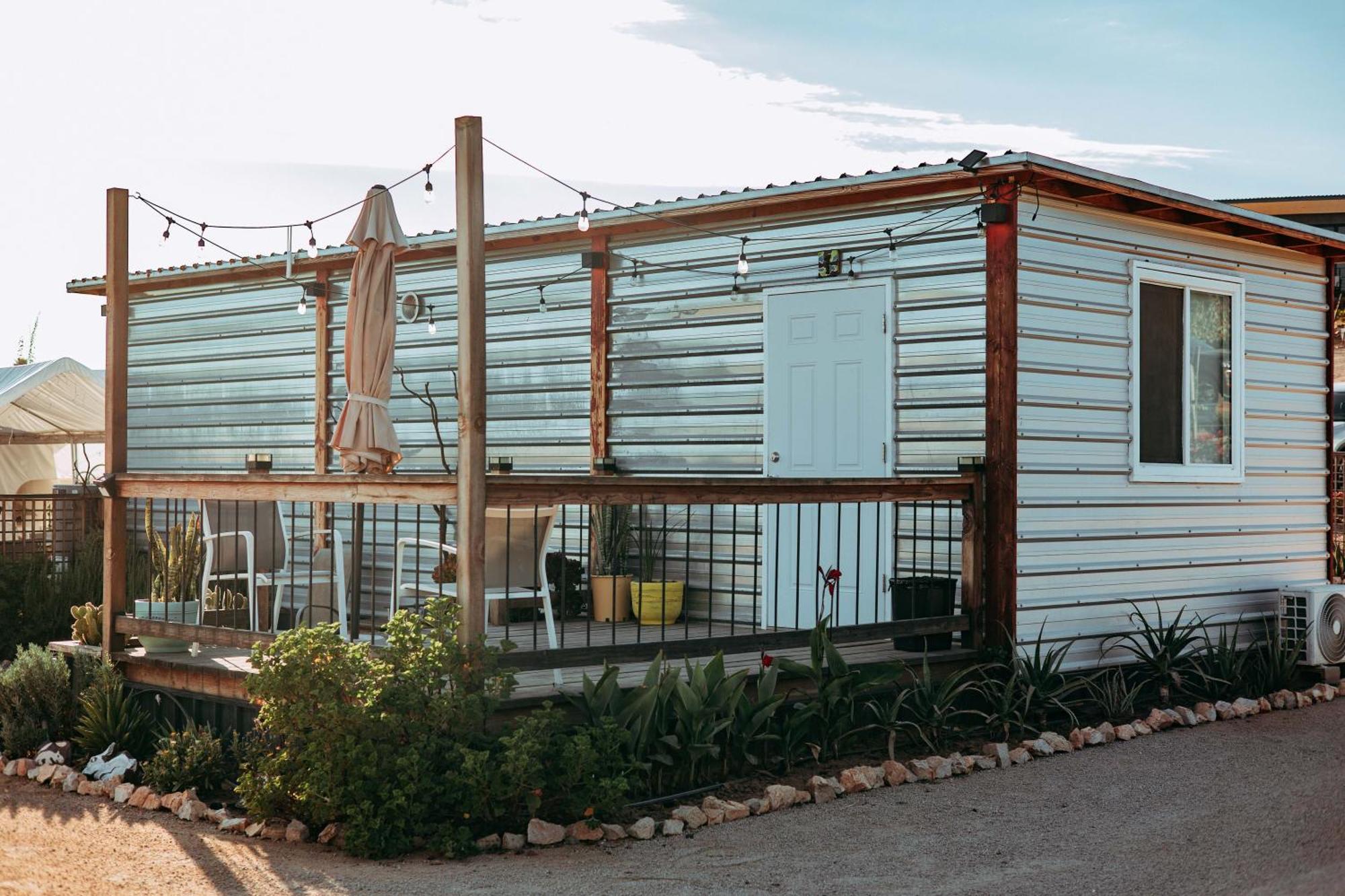 Vl Uno Bed & Breakfast Ensenada Exterior photo