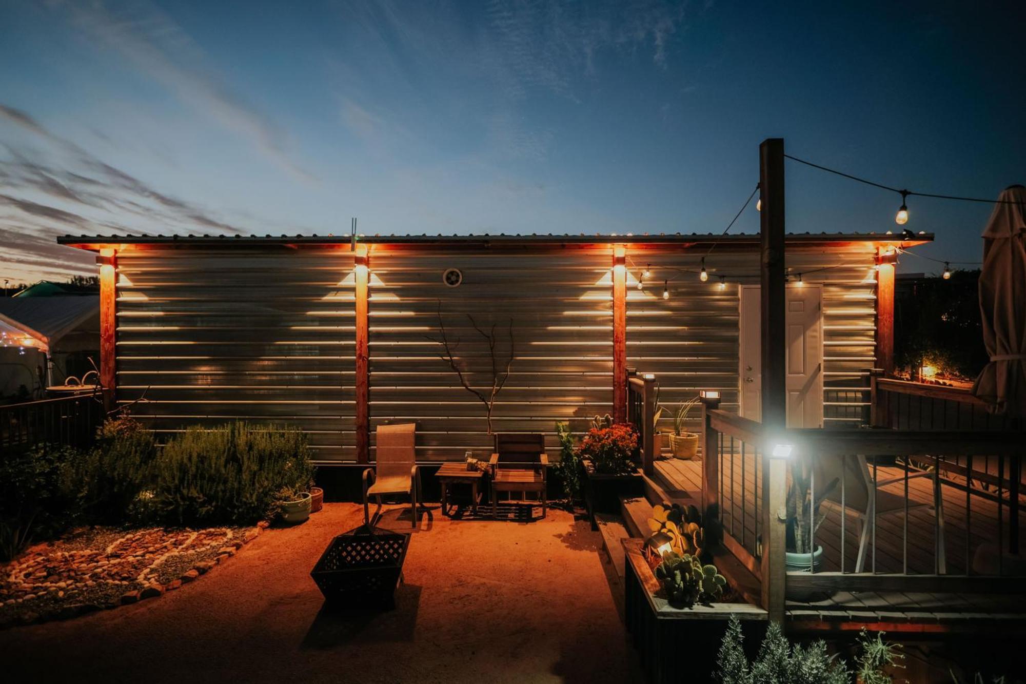 Vl Uno Bed & Breakfast Ensenada Exterior photo