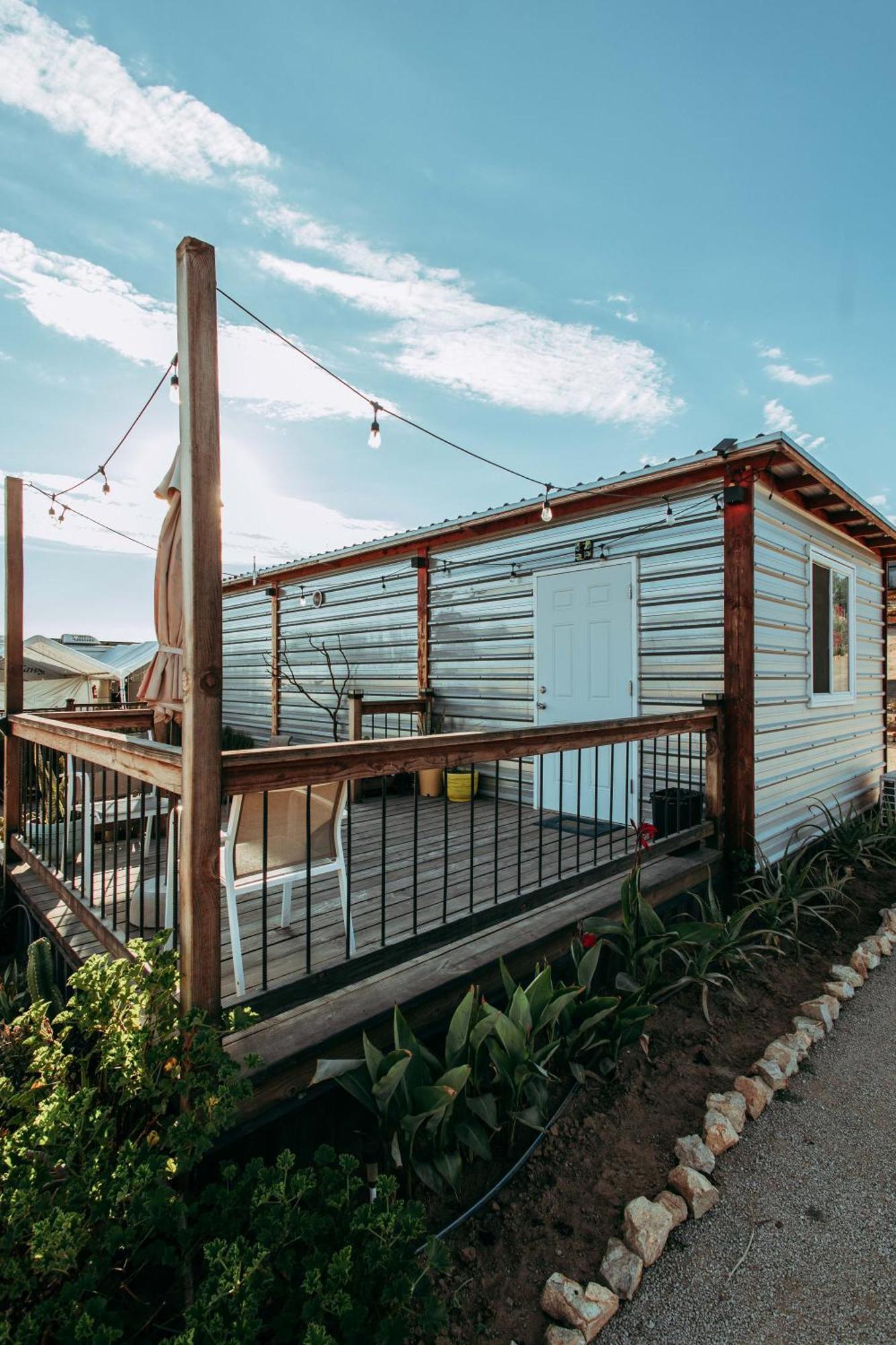 Vl Uno Bed & Breakfast Ensenada Exterior photo